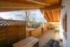 Neuwertiges freies Einfamilienhaus mit Garten und separatem Gewerberaum in ruhiger Wohnlage zu verk. - großer überdachter Balkon
