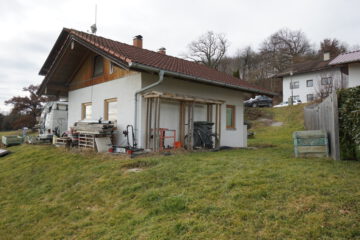 Ein sehr spezielles Objekt. Garagenbau mit Naßzelle und Erweiterungsmöglichkeit zum kleinen Häuschen, 83543 Rott am Inn, Haus