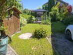 Gut geschnittene Balkonwohnung mit Garten, Carport und Stellplatz. Eigentümerbewohnt. Bestzustand. - 65 qm Garten