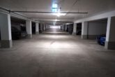 Angebot Hochparterrewohnung in bestem Zustand sofort beziehbar mit Tiefgaragenplatz und Kellerabt. - neu renovierte Tiefgarage