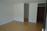 Angebot Hochparterrewohnung in bestem Zustand sofort beziehbar mit Tiefgaragenplatz und Kellerabt. - Schlafecke