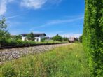 Vermietete Doppelhaushälfte mit Garten und Garage nur 10 Minuten vom Zentrum Rosenheims entfernt. - Am Bahngleis Rosenheim-Wasserburg