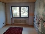 freie 4-Zimmer-Erdgeschosswohnung mit 2 Balkonen und viel Potential - Kinderzimmer/Büro 2