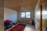 freie 4-Zimmer-Erdgeschosswohnung mit 2 Balkonen und viel Potential - Kinderzimmer/Büro 2