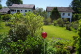 Nähe Wasserburg, ruhige Lage, großer Garten, für Familie mit Kindern ideal, Renovierung erforderlich - Blick nach Süden
