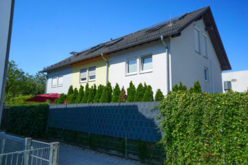 Youngtimer, Reihenmittelhaus in Kirchtrudering aus Erstbesitz zu verkaufen, am Riemer Grüngürtel,, 81829 München / Riem, Reihenmittelhaus