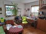 Neuwertige Erdgeschoßwohnung mit kleinem Garten und Garage, demnächst frei werdend in schöner Lage. - Schlafen im EG