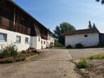 Ehemaliger Bauernhof Nähe Wasserburg am Inn, renovierungsbedürftig, vielseitig nutzbar, Nähe B 304 - Hof Südseite