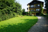 Gelegenheit für ein klein. Baugrundstück, Single- oder Pärchenhaus mit Garten und guter Verkehrsanb. - Ausrichtung Süden