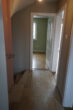 Reihenmittelhaus im Burgerfeld mit Garten, voll zu renovieren, eine Gelegenheit zum Eigenheim! - Flur im OG
