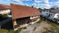 Leeres ehem.ldw Anwesen, Resthof mit einer Wohnung und genehm. Neubau von 3, Zwei-Zimmer Wohnungen. - von Süden