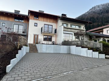 Seltene Gelegenheit – renoviertes Reihenhaus mit Garten zu vermieten, 83324 Ruhpolding, Reihenhaus