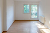 Bereits freies Burgerfeldhaus, auch als zwei- oder drei-Parteienhaus nutzbar.10 Minuten zur Altstadt - 1.Stock mit Balkon