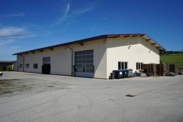 Frei ab 1.7.2026, Top-Industriehalle für Produktion oder Lager Gewerbegebiet. Langfristig vermietbar, 83128 Halfing, Halle