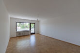 Pendlerglück in Grafing: 2-Zimmer-Wohnung mit Balkon, 4 Min. Fußweg zum Bahnhof - Wohnzimmer