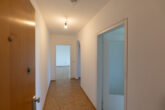 Pendlerglück in Grafing: 2-Zimmer-Wohnung mit Balkon, 4 Min. Fußweg zum Bahnhof - Flur