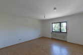Pendlerglück in Grafing: 2-Zimmer-Wohnung mit Balkon, 4 Min. Fußweg zum Bahnhof - Schlafzimmer