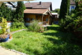 Reiheneckhaus in ruhiger Wohnlage mit Garage und kleinem Garten, kernsaniert 2008, sofort verfügbar. - kleiner Südgarten