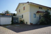 Reiheneckhaus in ruhiger Wohnlage mit Garage und kleinem Garten, kernsaniert 2008, sofort verfügbar. - mit Garage