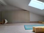 Reiheneckhaus in ruhiger Wohnlage mit Garage und kleinem Garten, kernsaniert 2008, sofort verfügbar. - Dachboden