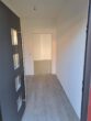 Gartenwohnung in 3 -Parteienhaus mit Außenstellplätzen langfristig zu vermieten. 2-Raumwohnung. - Eingang