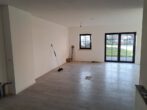 Gartenwohnung in 3 -Parteienhaus mit Außenstellplätzen langfristig zu vermieten. 2-Raumwohnung. - helle Wohnung