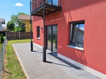 Gartenwohnung in 3 -Parteienhaus mit Außenstellplätzen langfristig zu vermieten. 2-Raumwohnung., 83552 Evenhausen, Erdgeschosswohnung