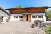 Ein Ort zum Ankommen – Natur, Freiheit und Lebensqualität auf höchstem Niveau - Haus von außen