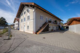 4 Zimmer Erdgeschosswohnung mit Garten und Terrasse - Hier im Erdgeschoss